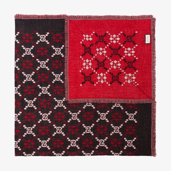 Gucci GG Diamond Wool Scarf In Black - Picture 1 of 7